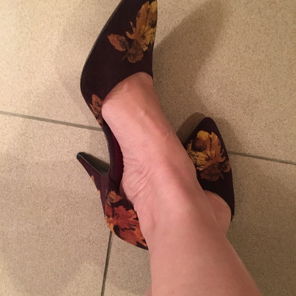 Prada shoes - Picture 3 of 7